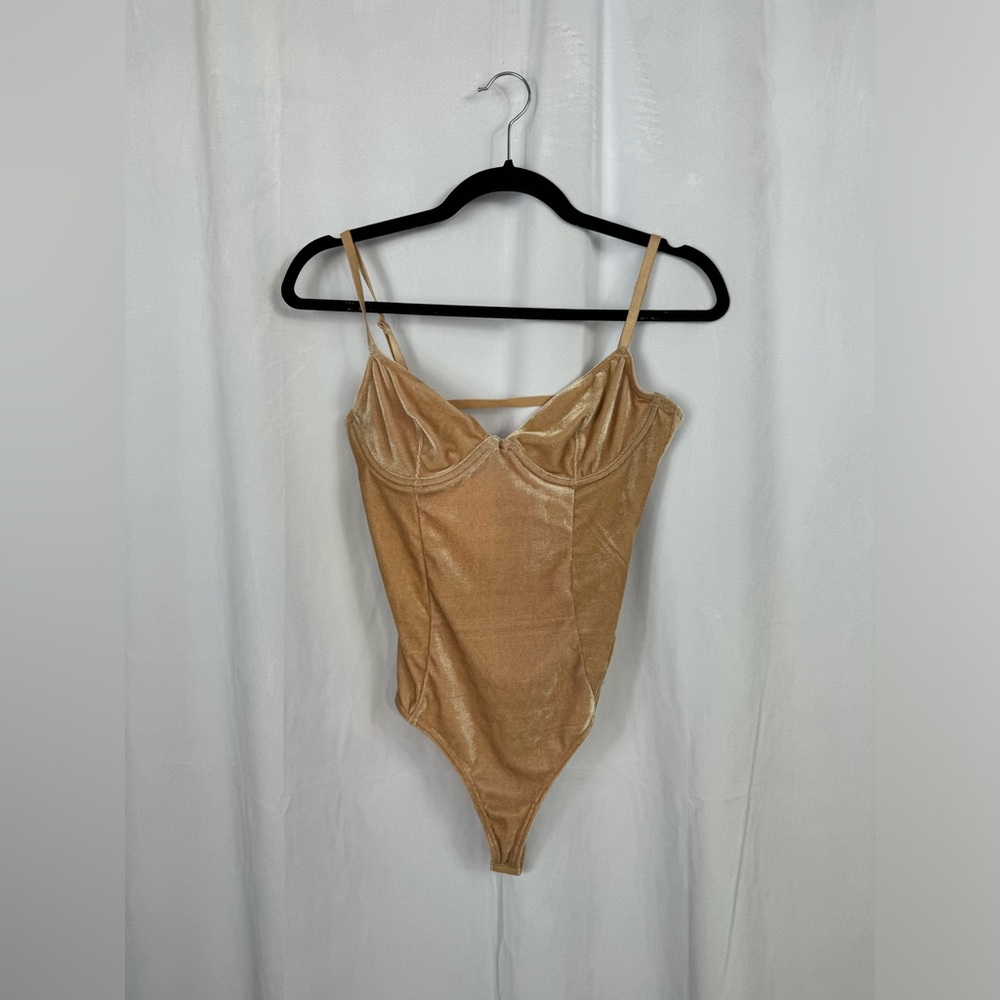 Velvet nude bodysuit